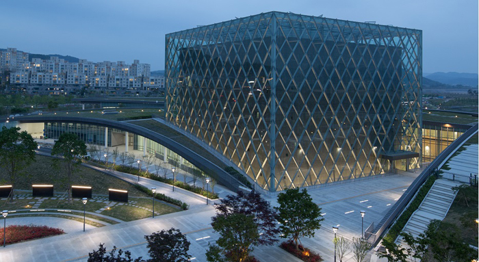 大統領記録館」 世宗市に開館 : Korea.net : The official